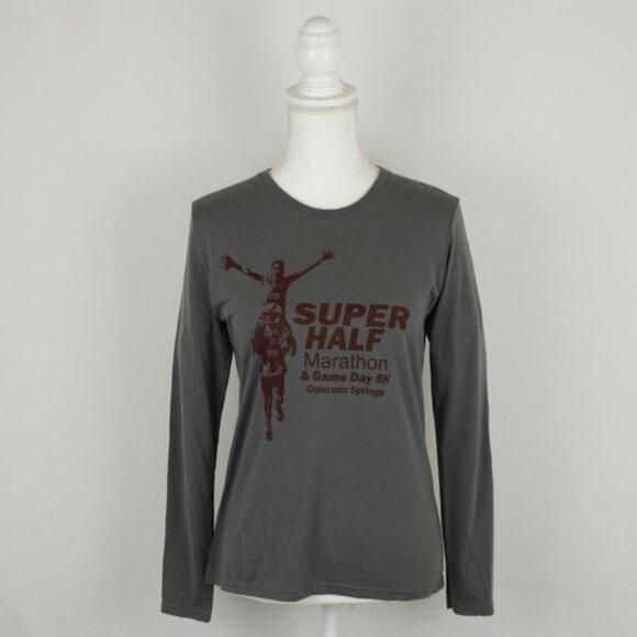 Gildan Performance Women's Medium Gray Red Graphic Crewneck Long Sleeve Tee - Picture 1 of 5